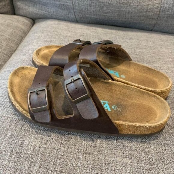 Girls Viking Comfort Revolution Sandals. Size 33 (1/1.5). Excellent Condition. - Picture 5 of 7